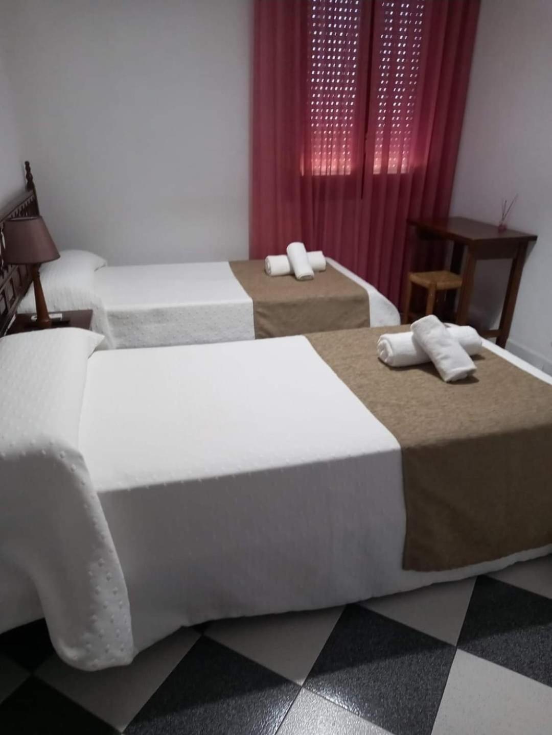 Hostal El Fogon De Felisa Herrera del Duque エクステリア 写真